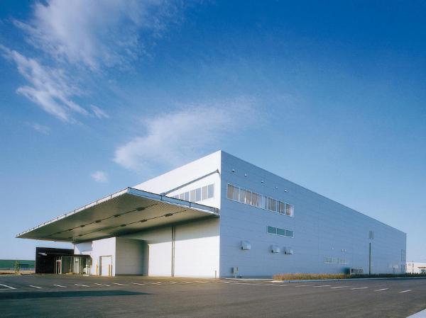 日鉄エンジニアリング_施工事例_液晶フィルム工場
