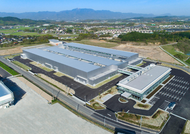 日鉄エンジニアリング_施工事例_樹脂工場